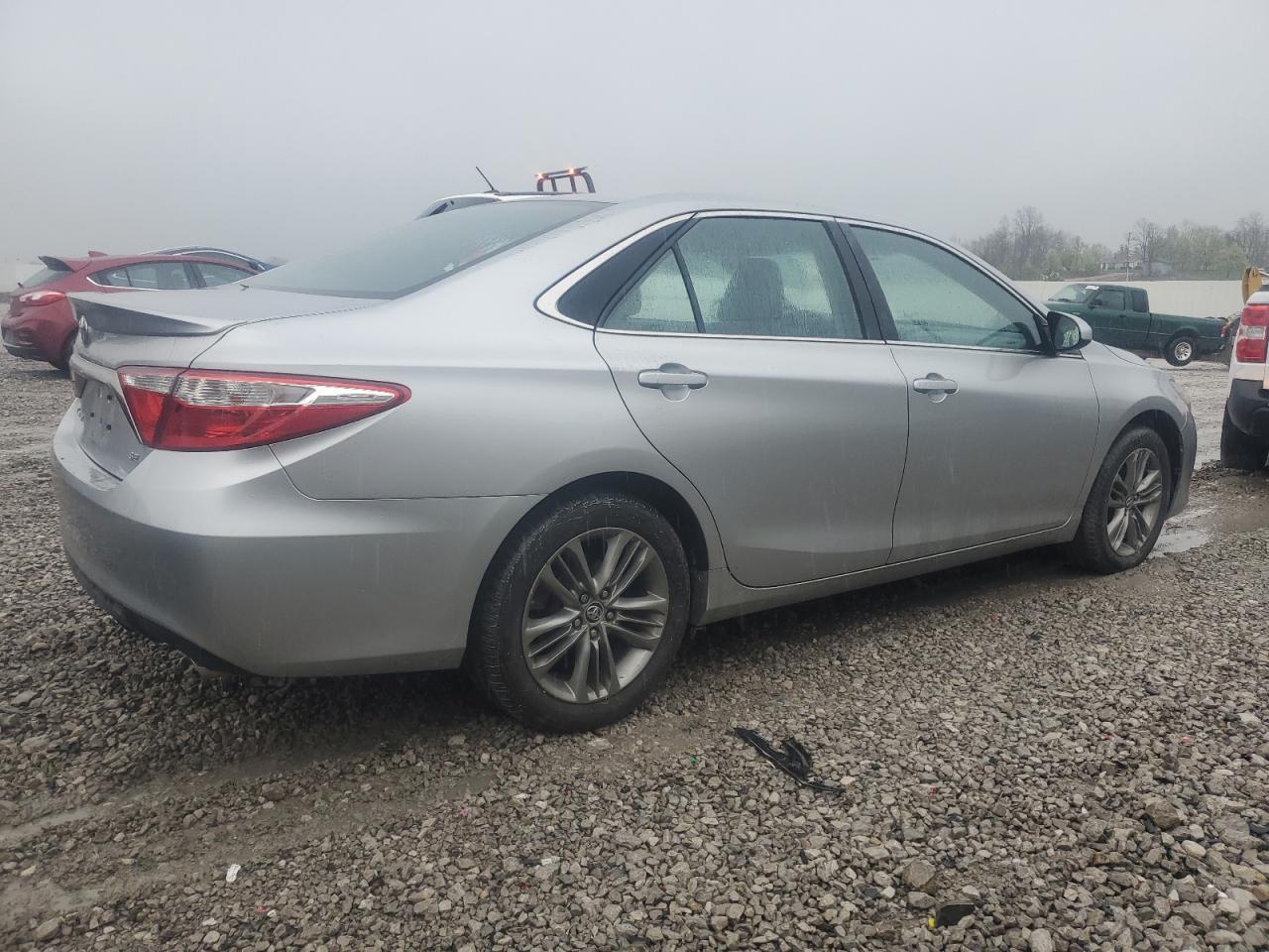 2016 TOYOTA CAMRY LE - Image 3