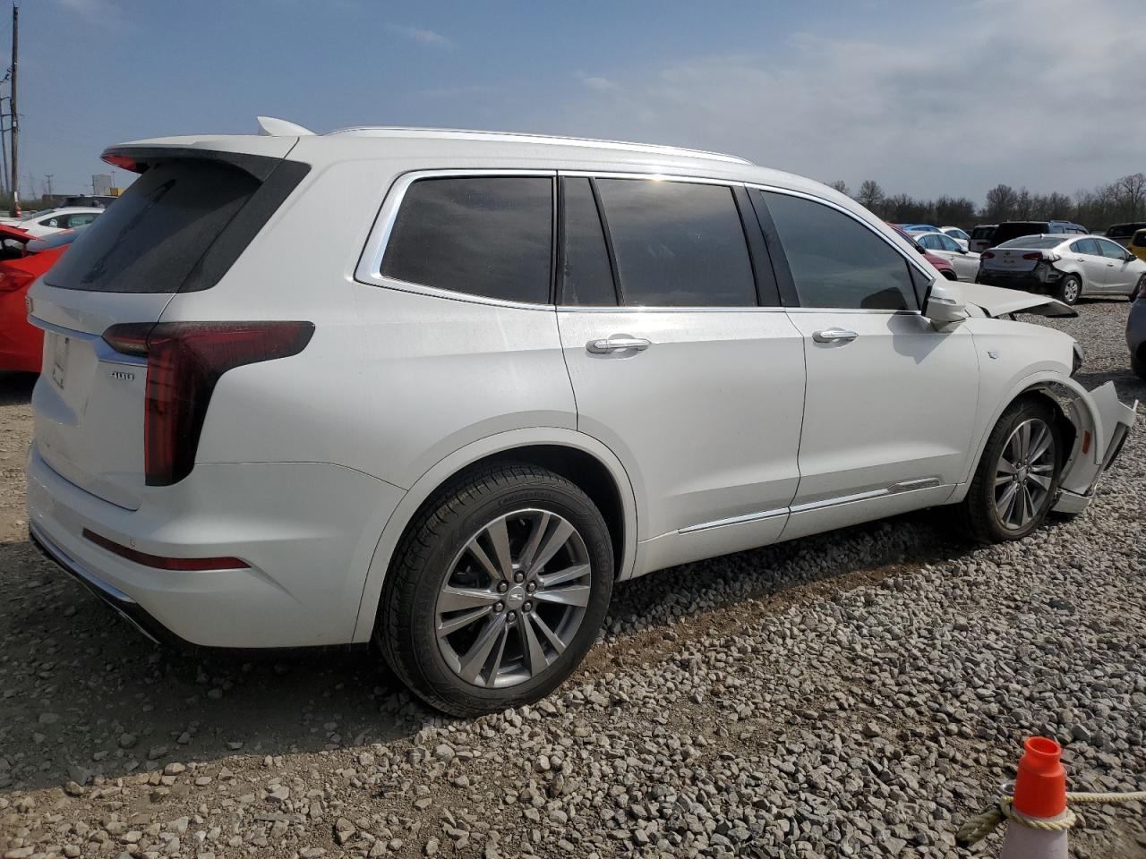 2022 CADILLAC XT6 PREMIU - Image 3