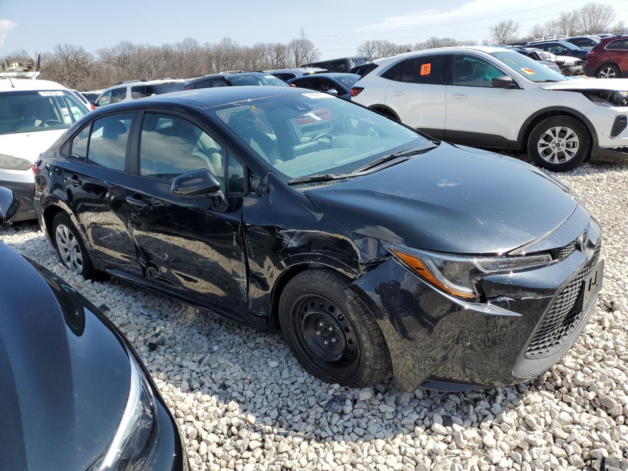 2022 TOYOTA COROLLA LE - Image 4
