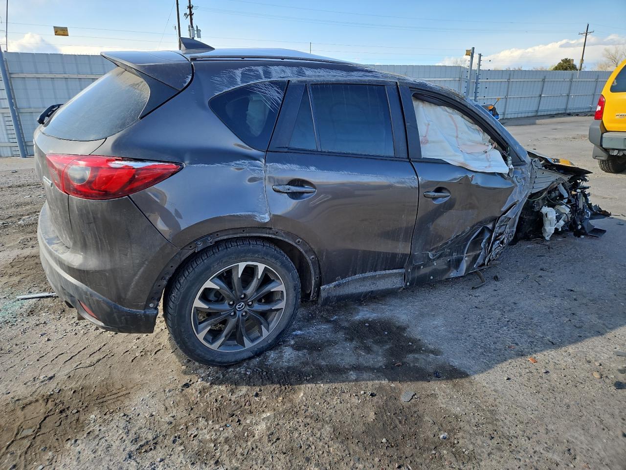 2016 MAZDA CX-5 GT - Image 3