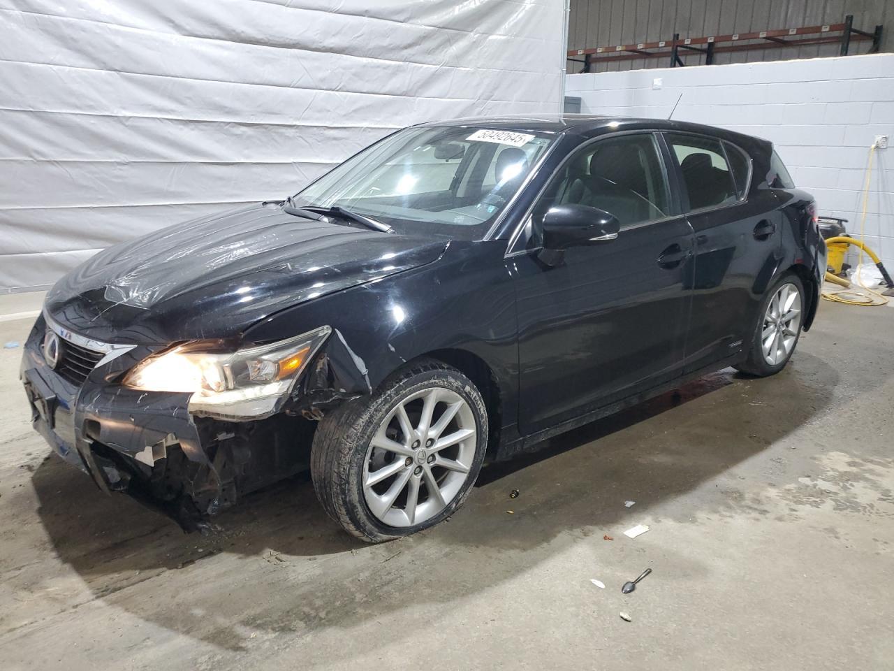 2013 LEXUS CT 200