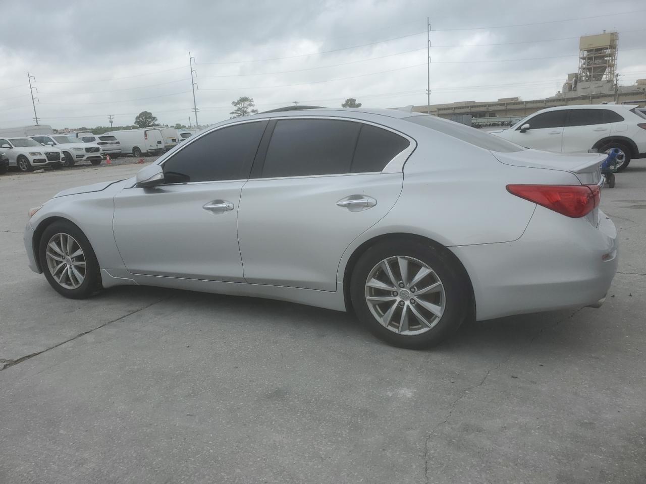 2015 INFINITI Q50 BASE - Image 2