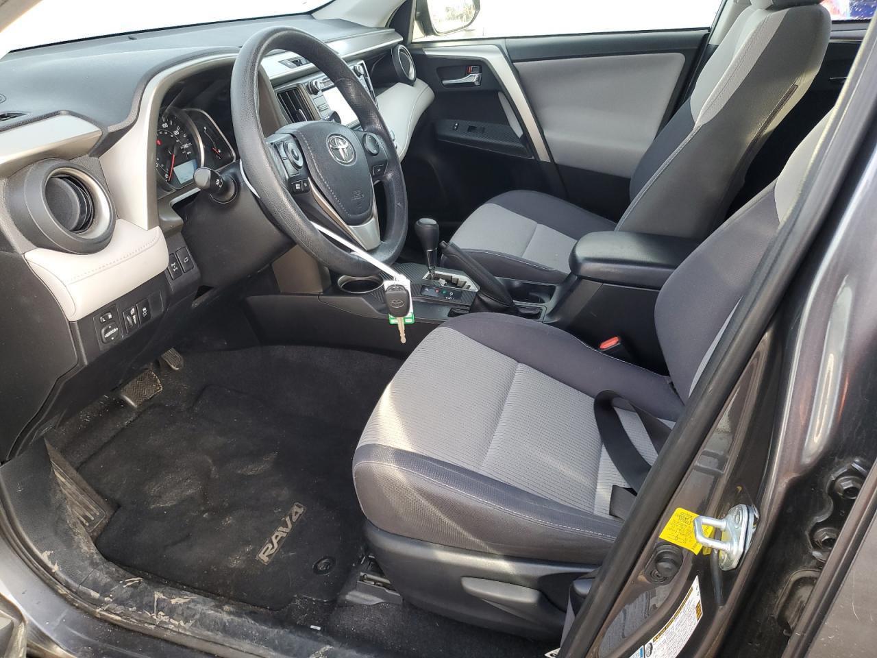 2015 TOYOTA RAV4 XLE - Фото 7