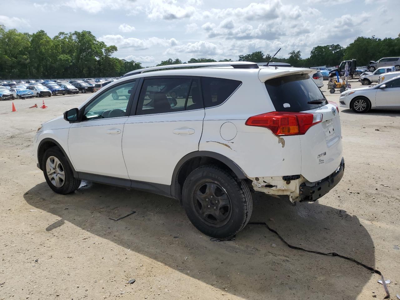 2014 TOYOTA RAV4 LE - Image 2