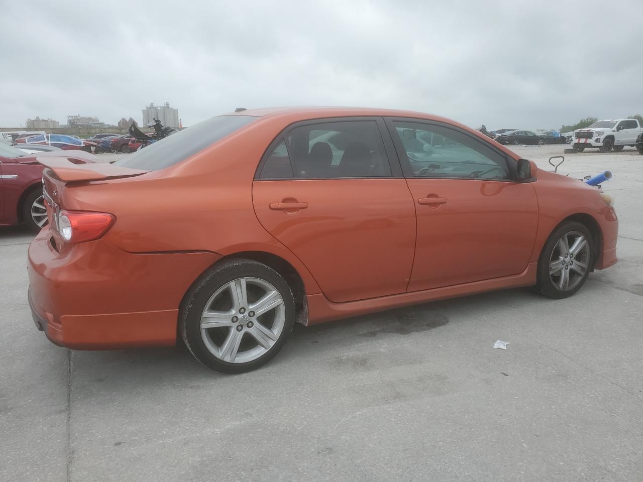 2013 TOYOTA COROLLA BA - Фото 3