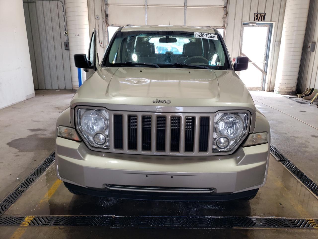 2010 JEEP LIBERTY SP - Фото 5