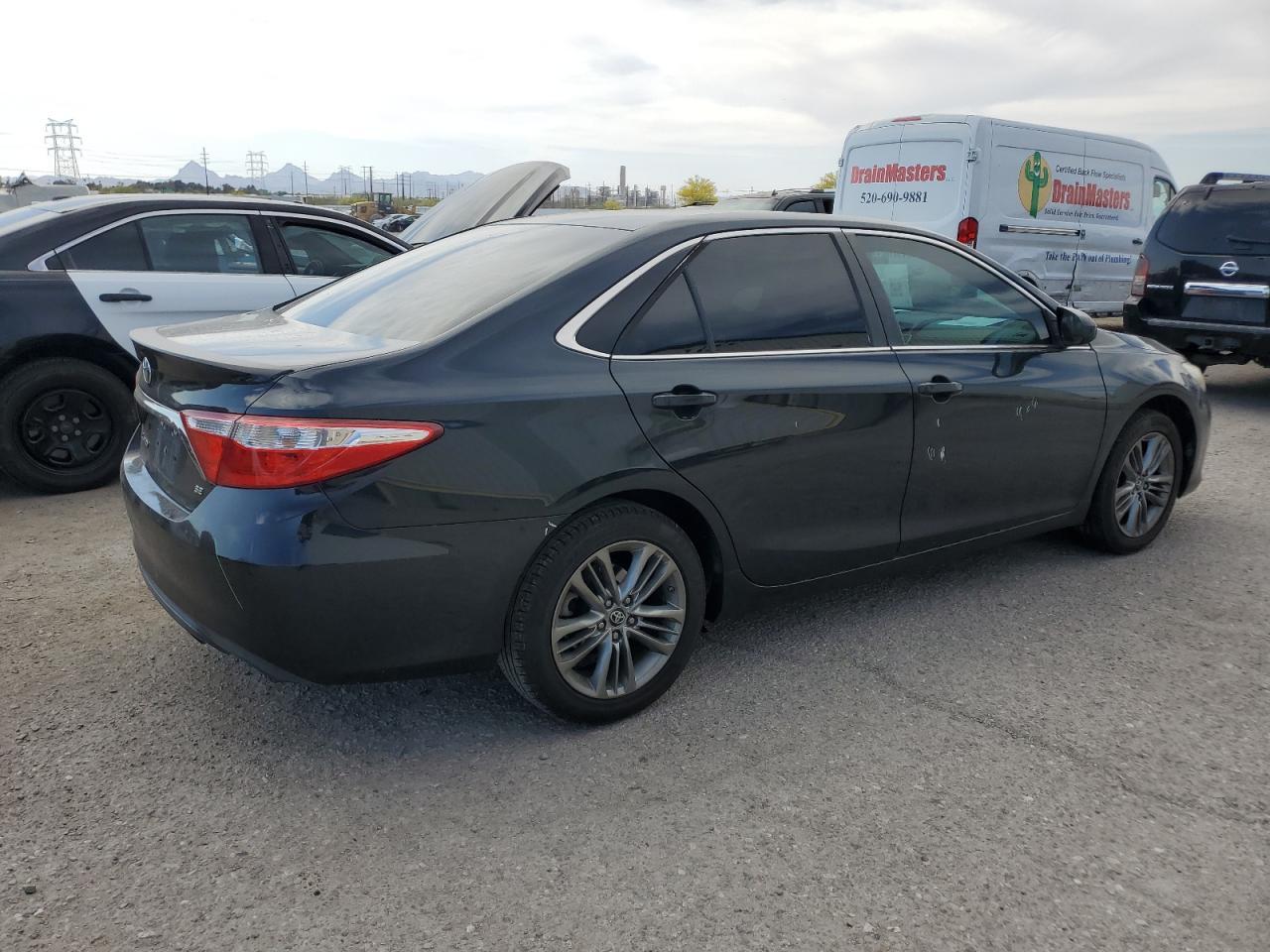 2017 TOYOTA CAMRY LE - Image 3