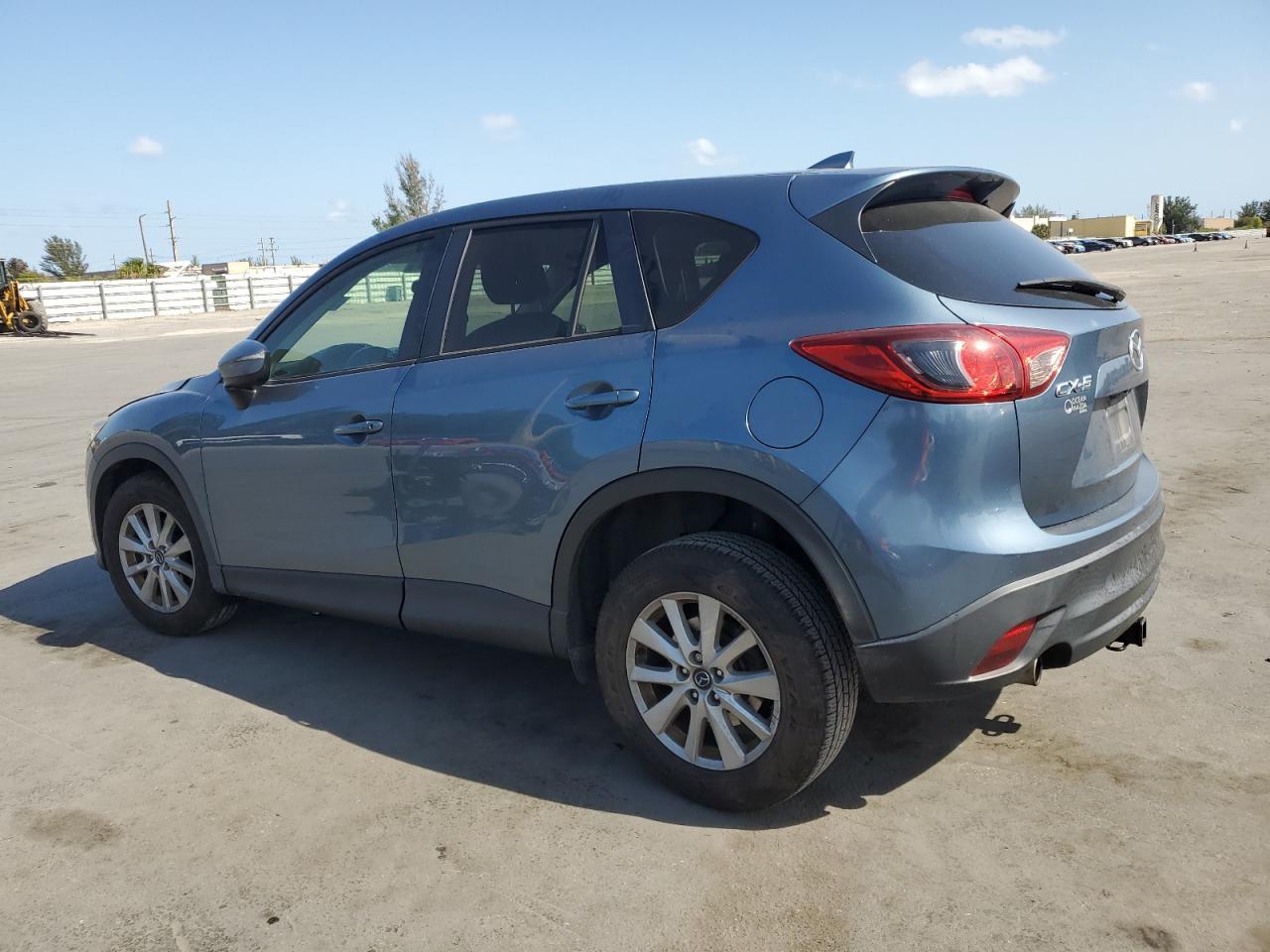 2016 MAZDA CX-5 TOURI - Image 2