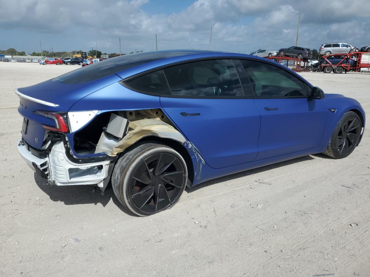 2024 TESLA MODEL 3 - Image 3