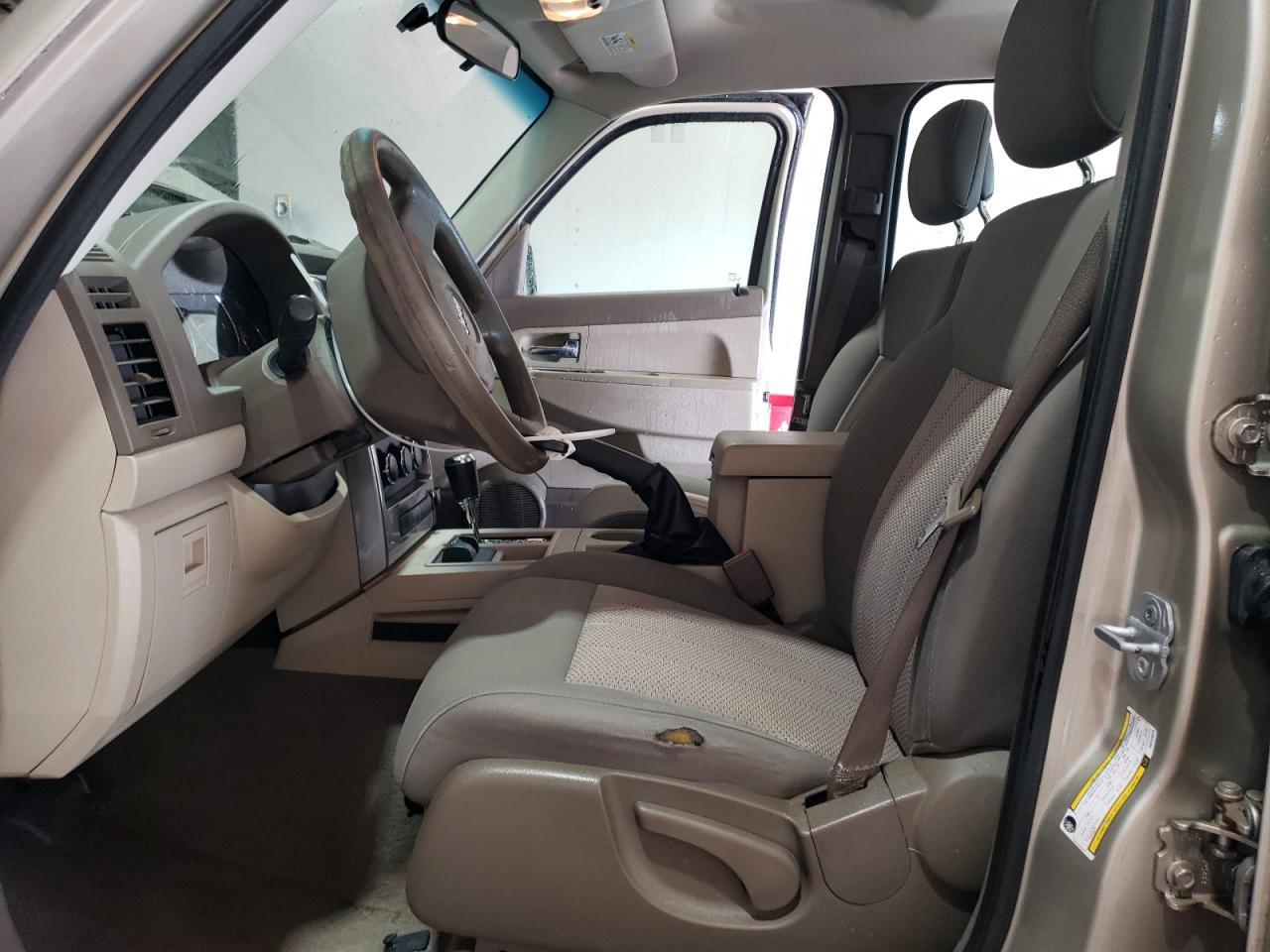 2010 JEEP LIBERTY SP - Фото 7