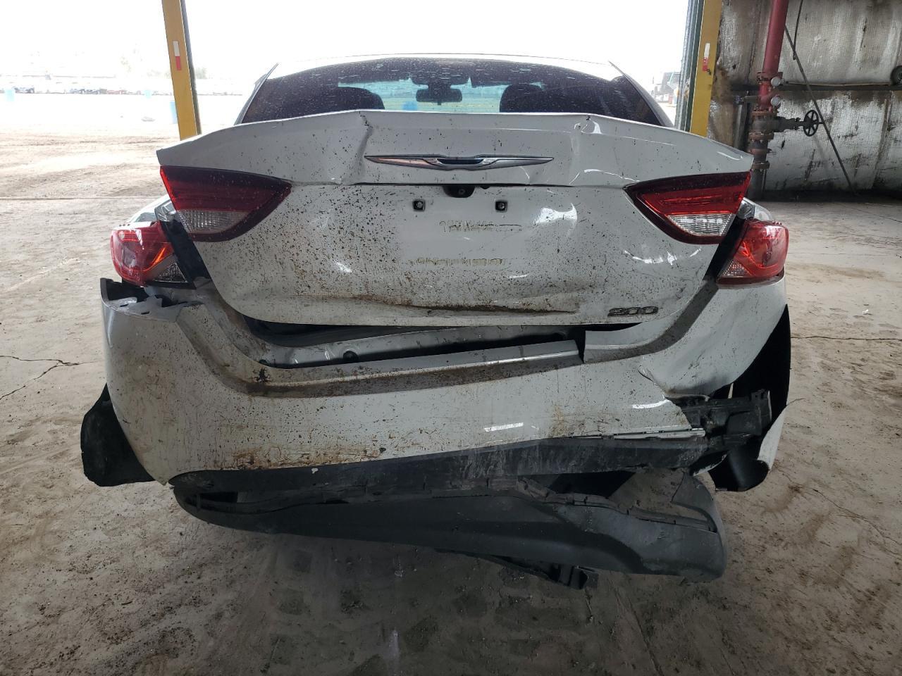 2015 CHRYSLER 200 LIMITE - Image 6