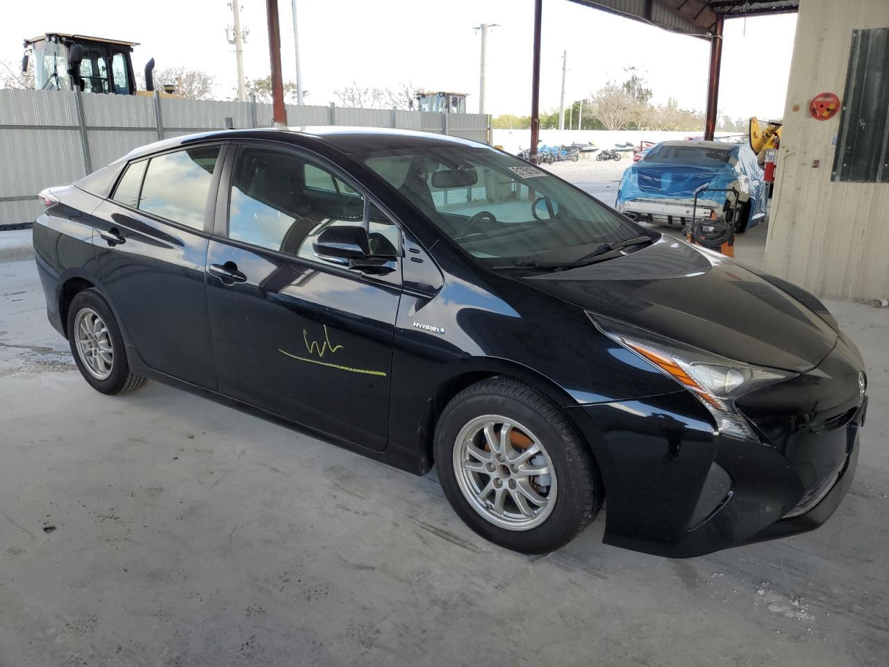 2016 TOYOTA PRIUS - Фото 4