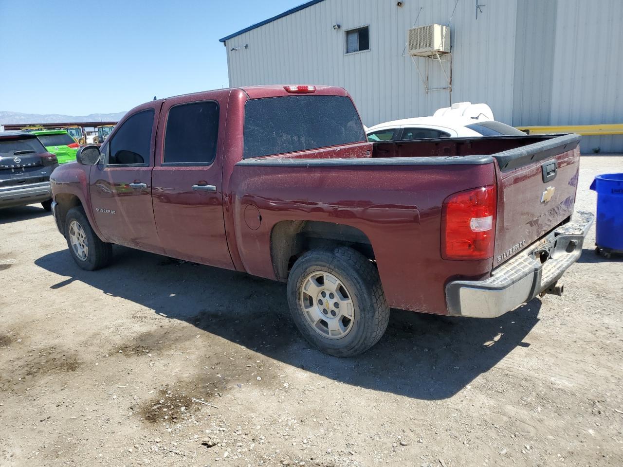2013 CHEVROLET SILVERADO - Image 2