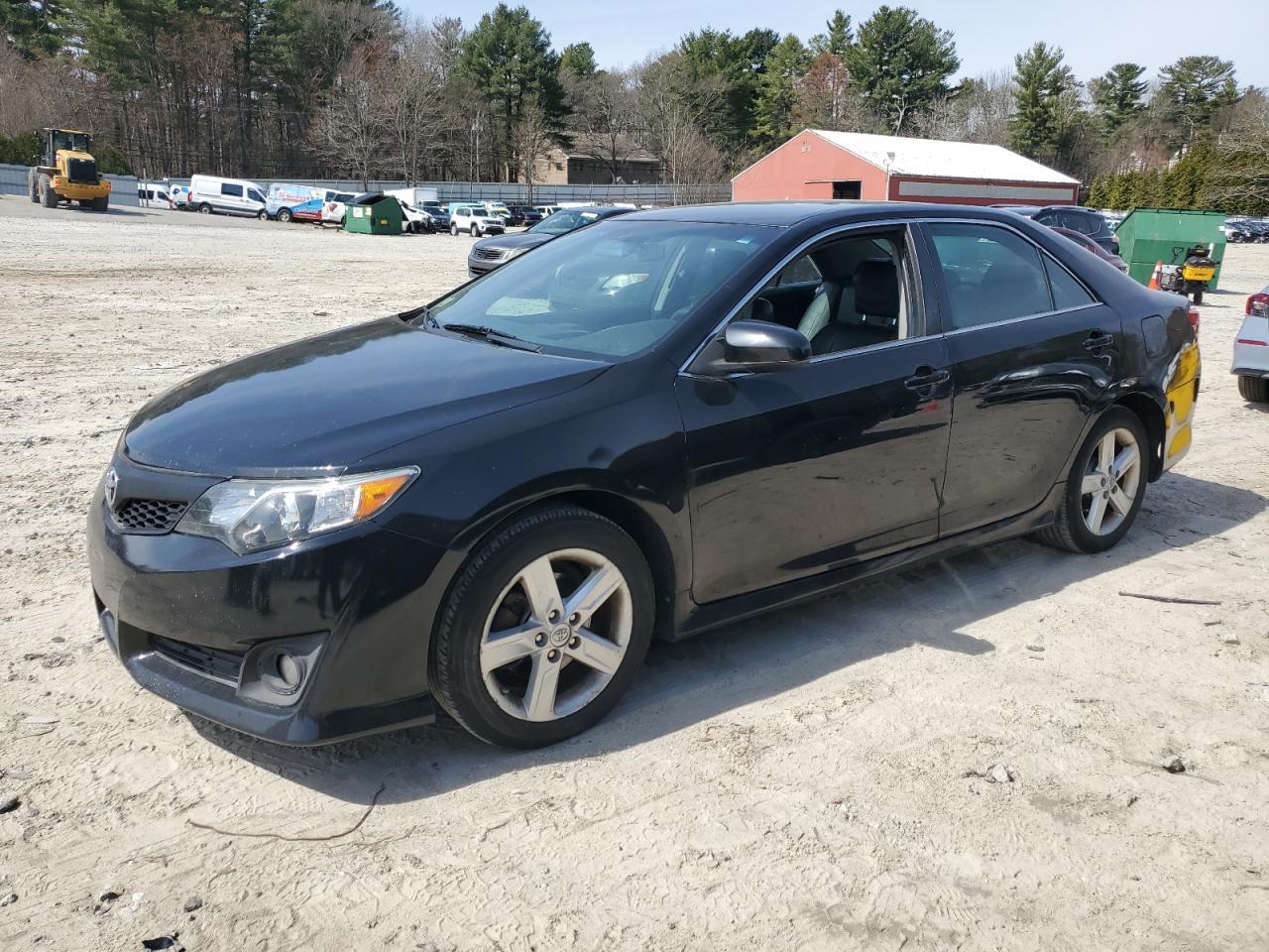 2013 TOYOTA CAMRY L
