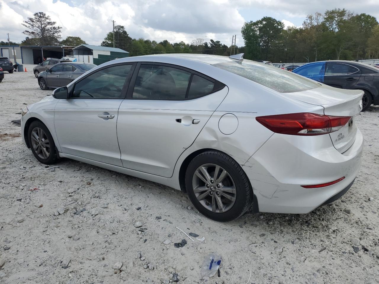 2017 HYUNDAI ELANTRA SE - Image 2