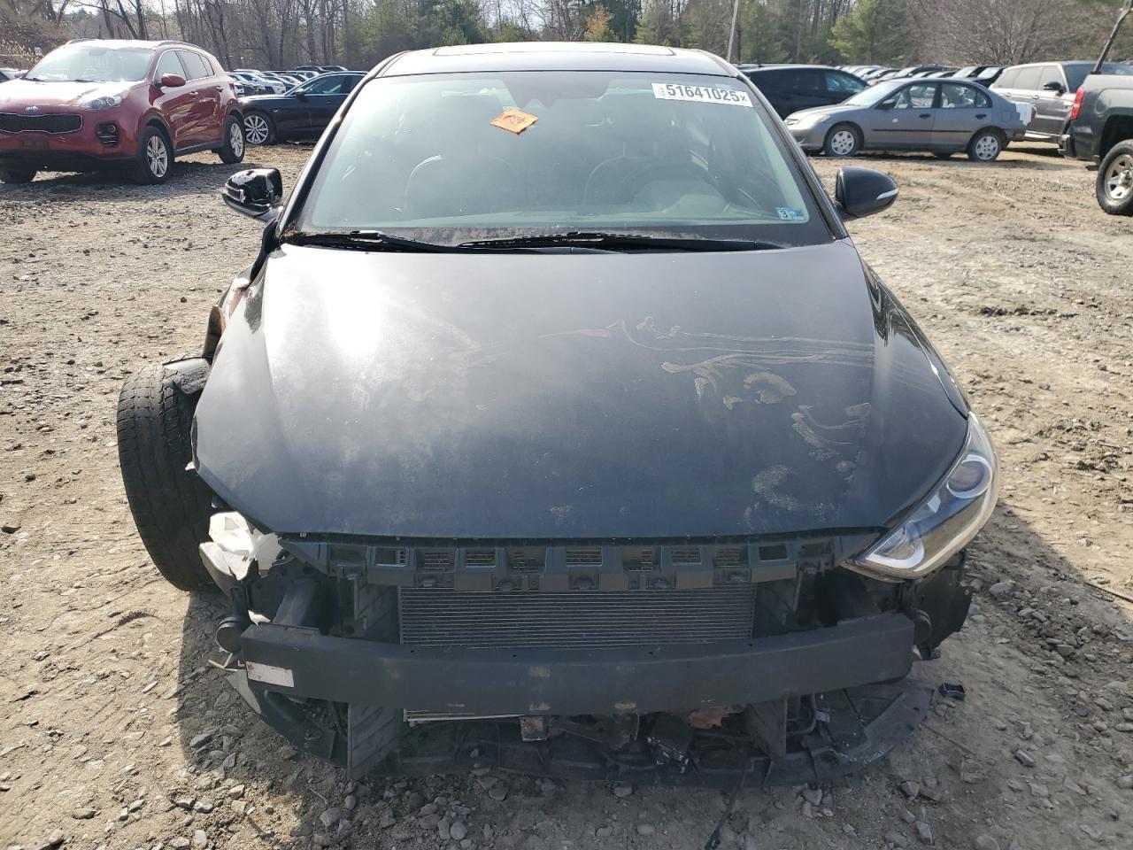 2017 HYUNDAI ELANTRA SE - Image 5
