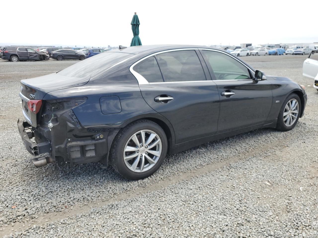 2016 INFINITI Q50 PREMIU - Фото 3