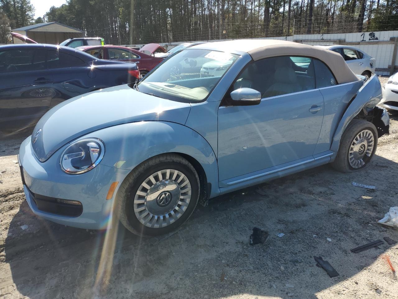 2015 VOLKSWAGEN BEETLE 1.8