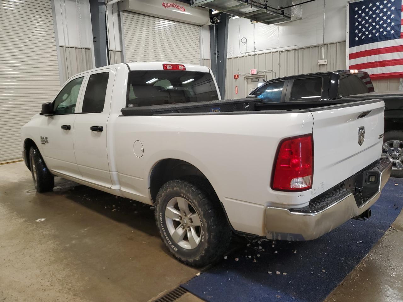 2019 RAM 1500 CLASS - Фото 2