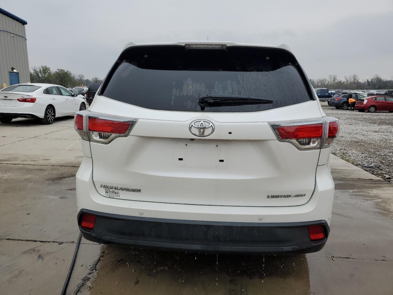 2015 TOYOTA HIGHLANDER - Фото 6