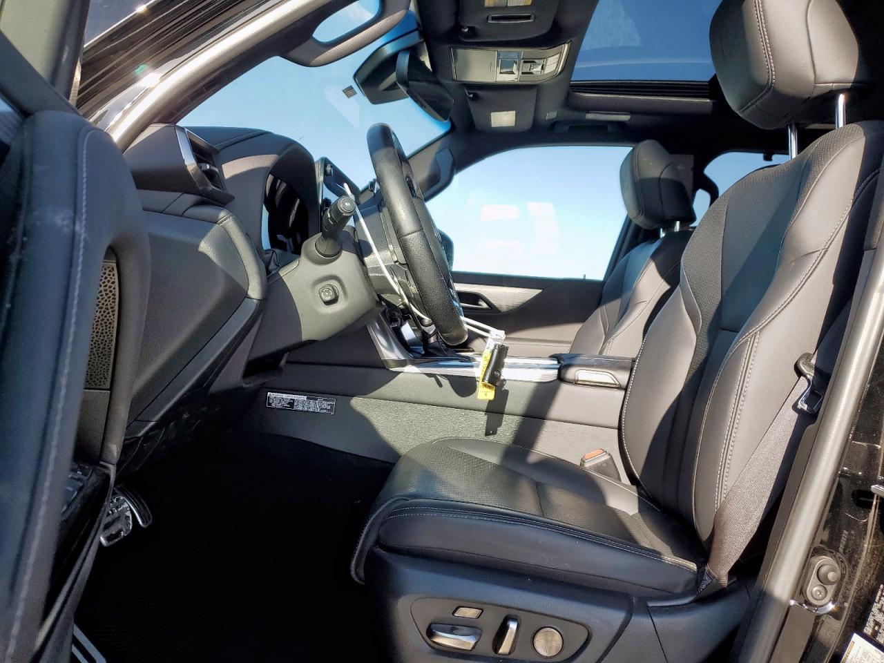 2024 LEXUS LX 600 BAS - Image 7