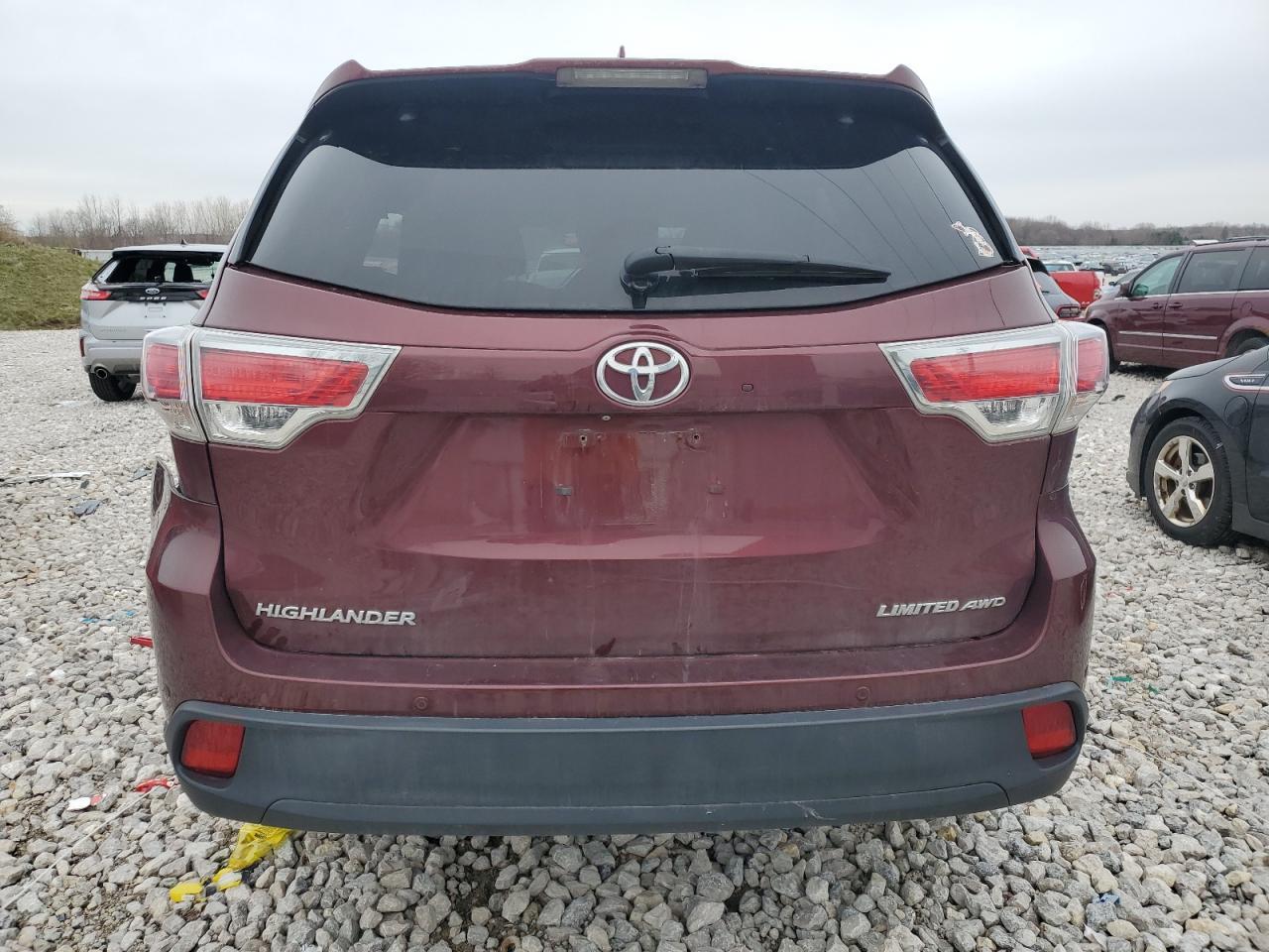 2015 TOYOTA HIGHLANDER - Image 6