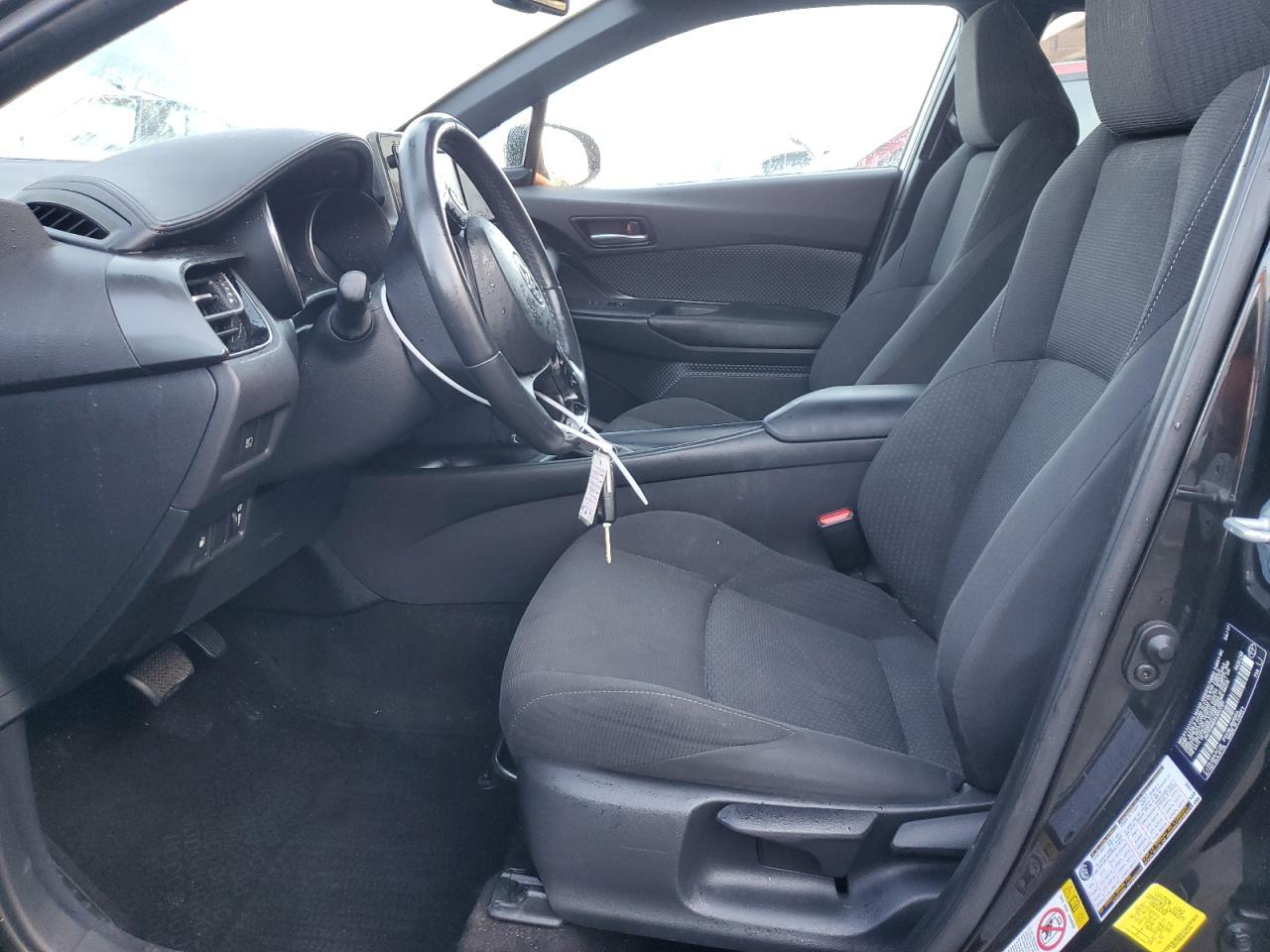 2018 TOYOTA C-HR XLE - Image 7