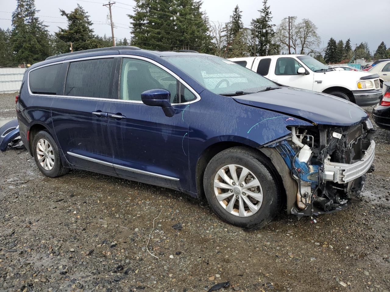 2017 CHRYSLER PACIFICA T - Image 4