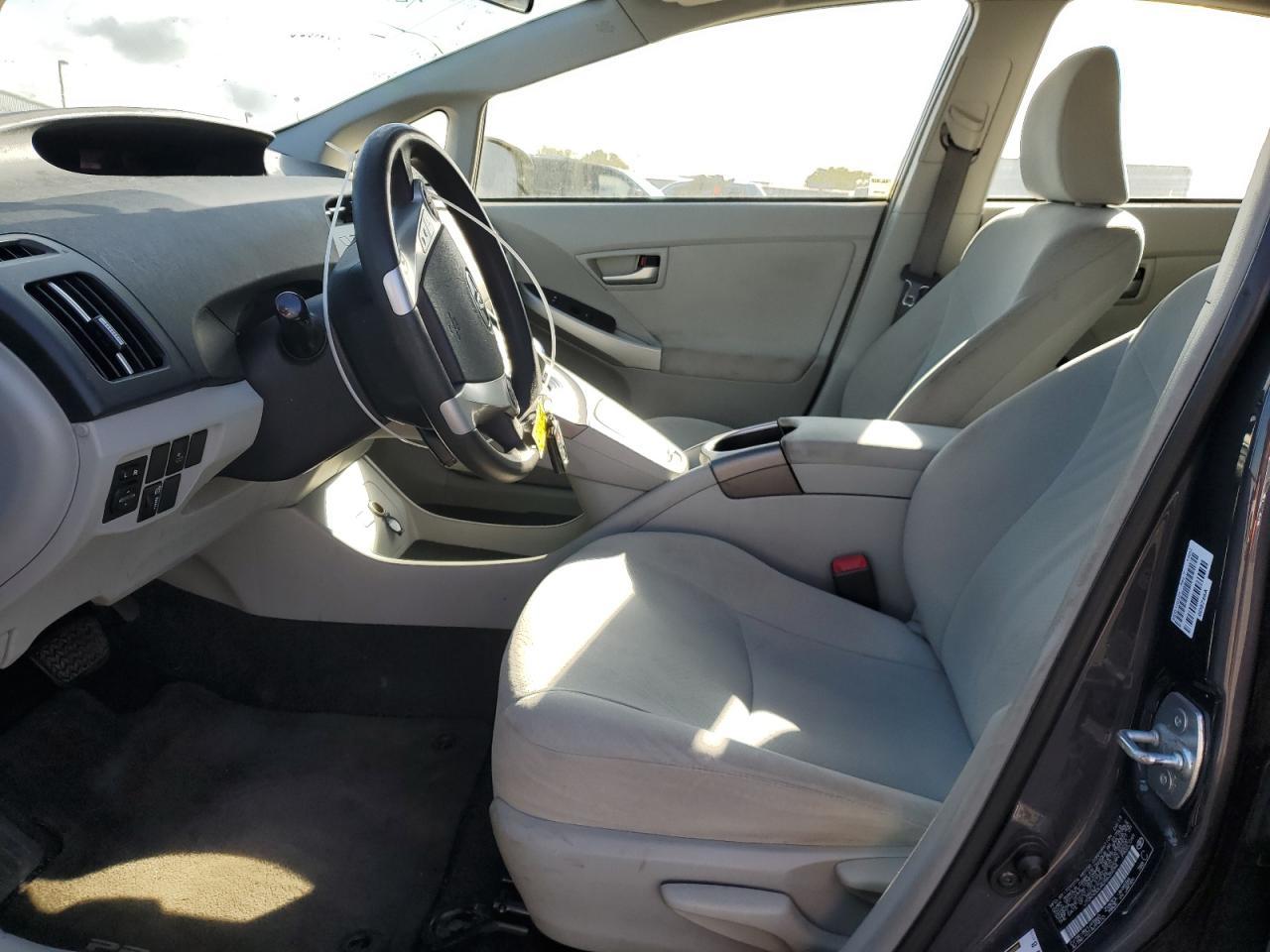 2013 TOYOTA PRIUS - Image 7