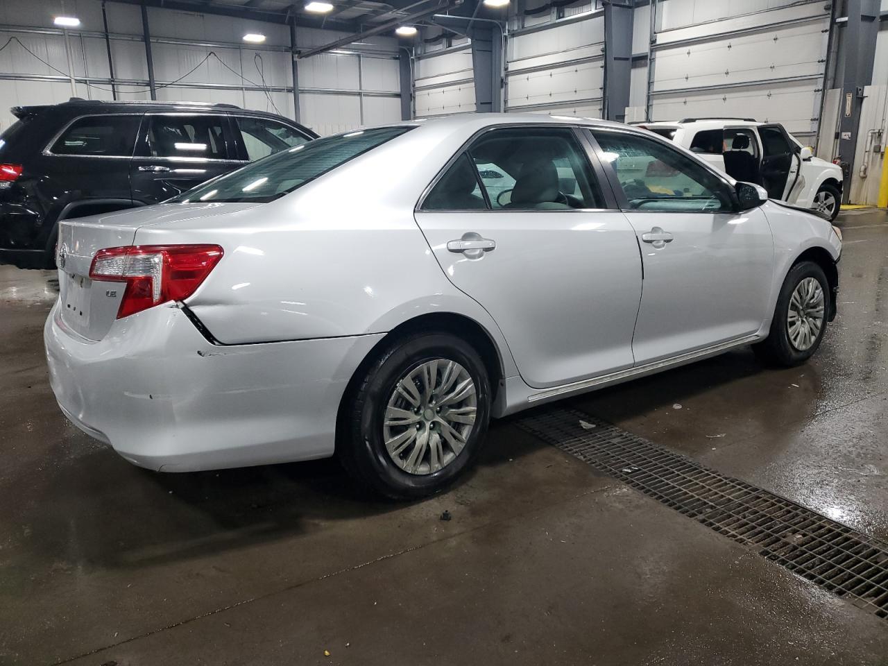 2012 TOYOTA CAMRY BASE - Фото 3