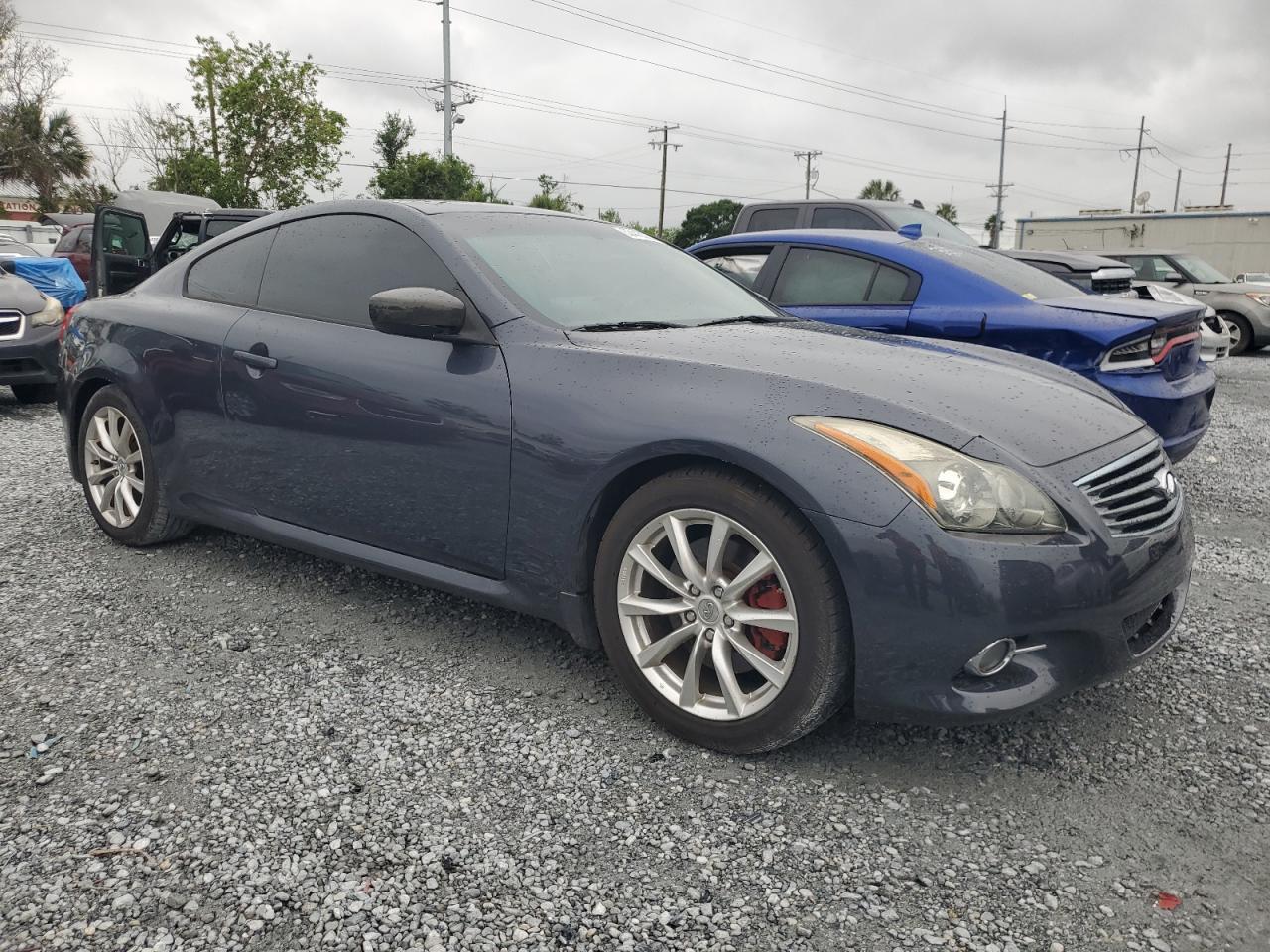 2011 INFINITI G37 BASE - Фото 4