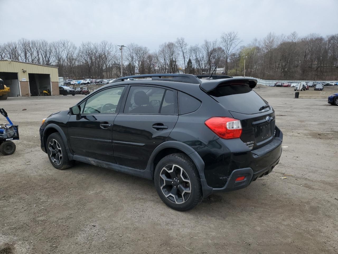 2015 SUBARU XV CROSSTR - Image 2