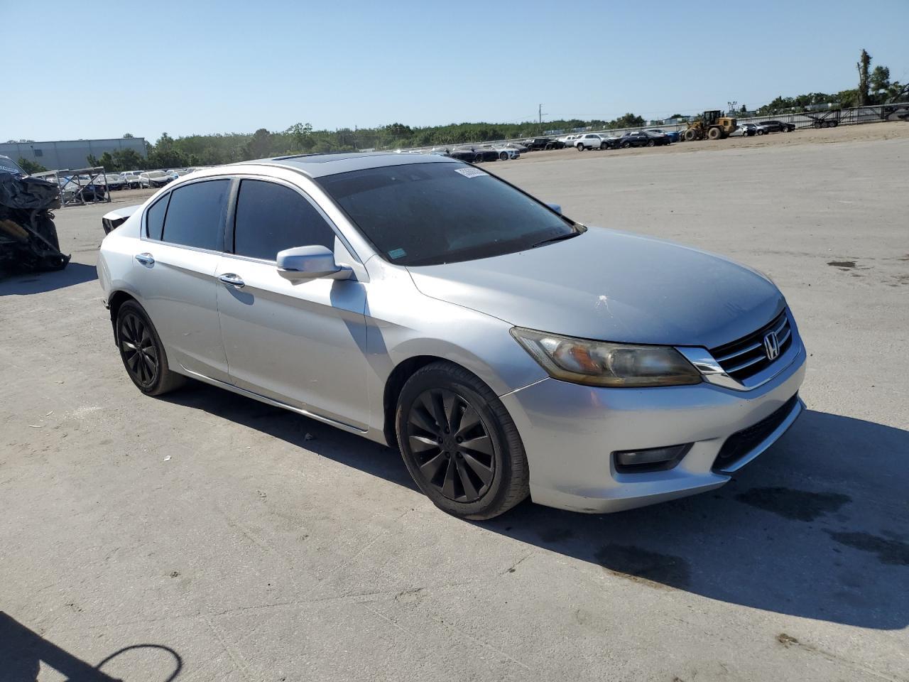 2014 HONDA ACCORD TOU - Image 4