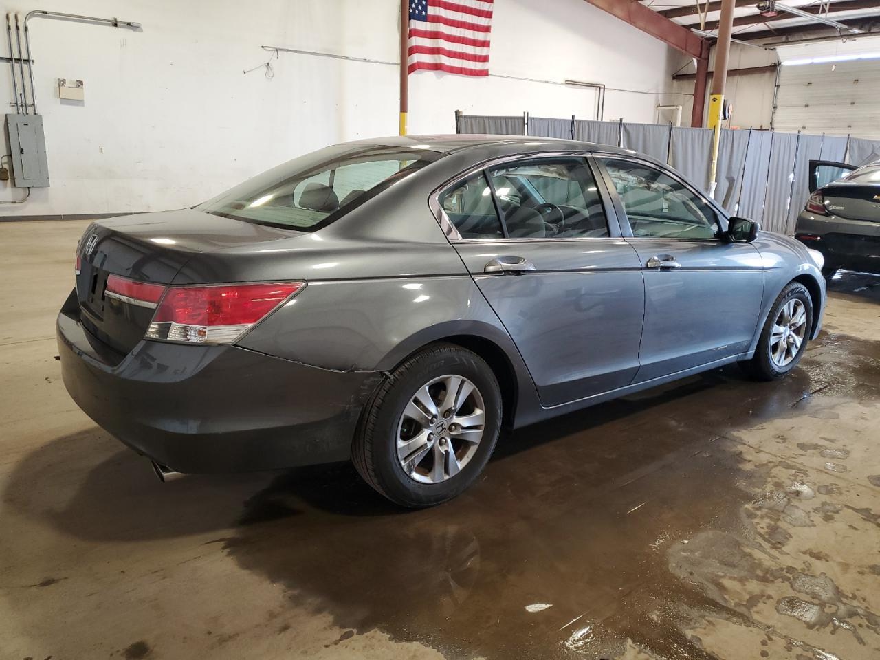 2011 HONDA ACCORD LXP - Image 3