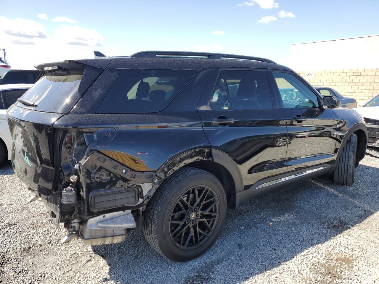 2022 FORD EXPLORER X - Image 3