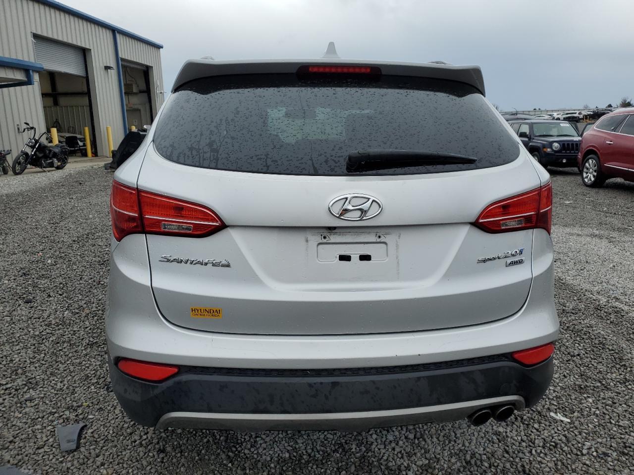 2013 HYUNDAI SANTA FE S - Image 6