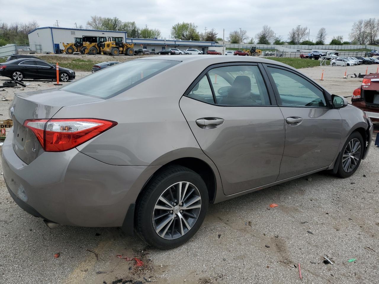 2016 TOYOTA COROLLA L - Фото 3