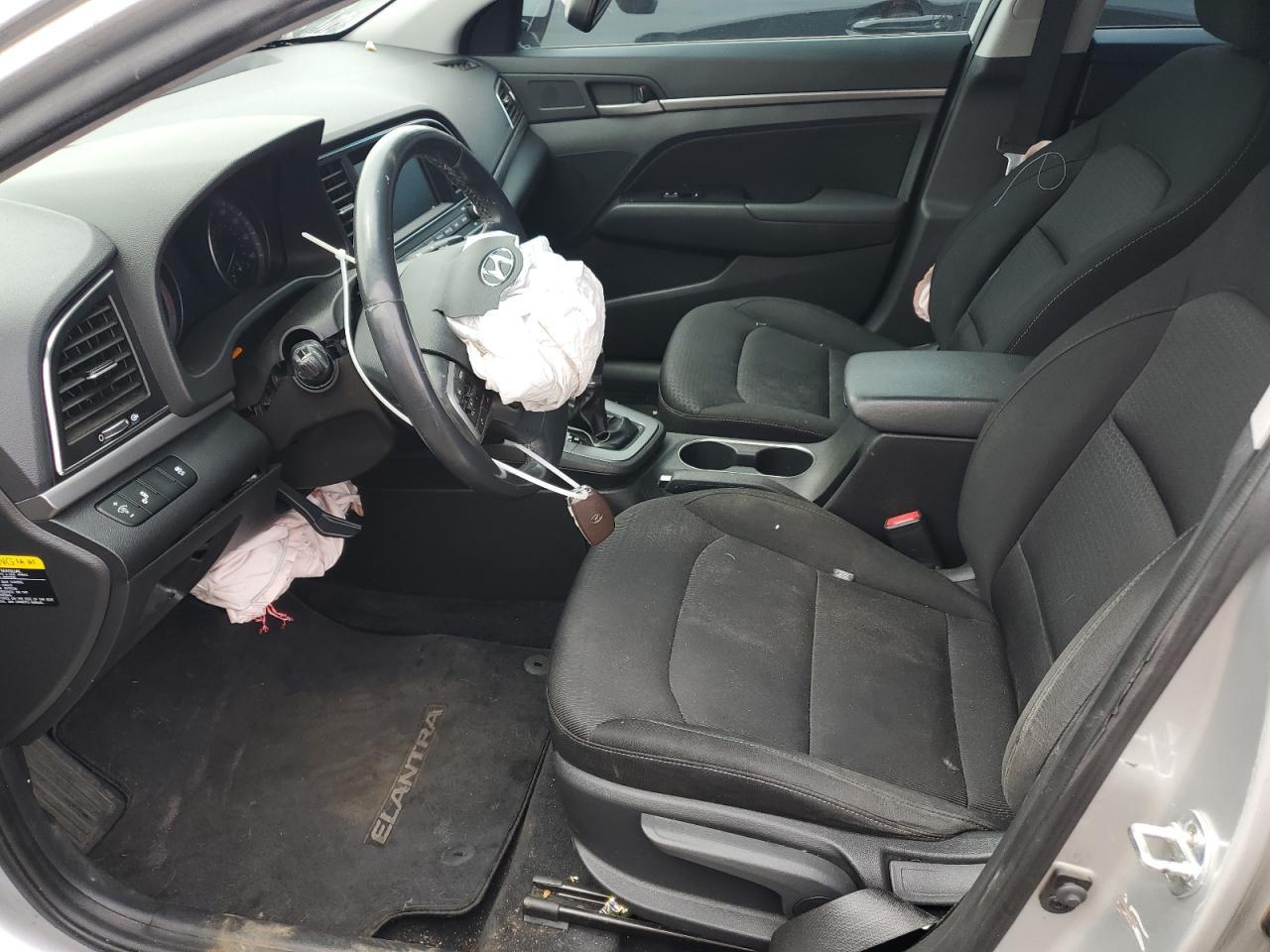 2018 HYUNDAI ELANTRA SE - Фото 7