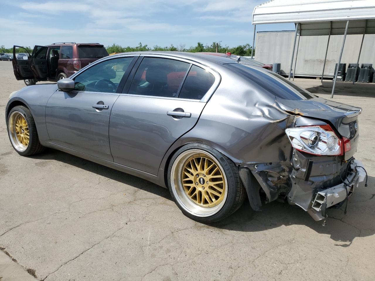 2012 INFINITI G37 BASE - Image 2