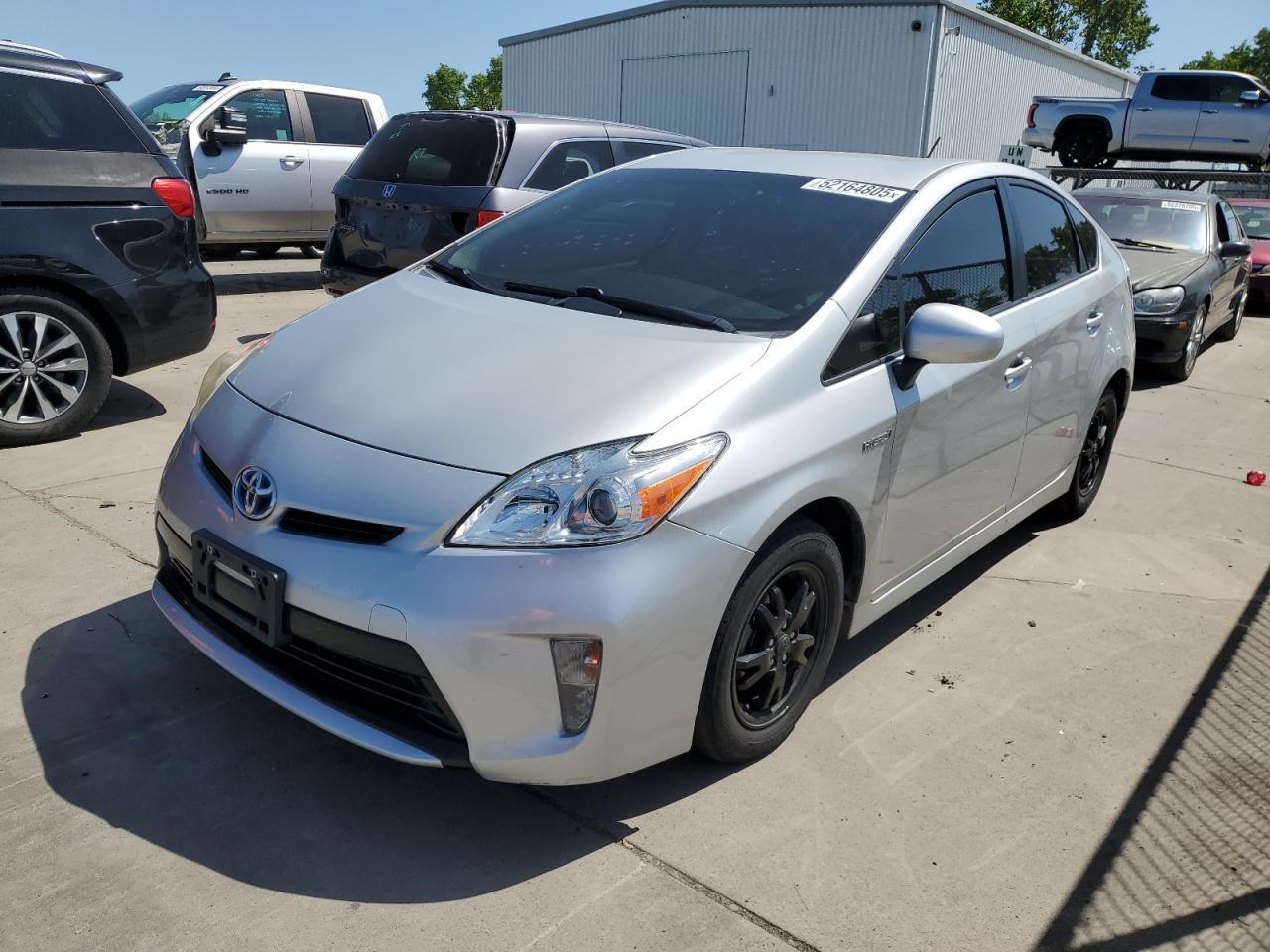 2015 TOYOTA PRIUS