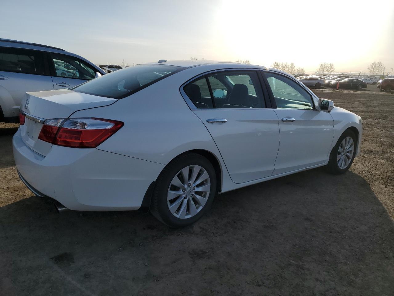 2015 HONDA ACCORD EXL - Image 3