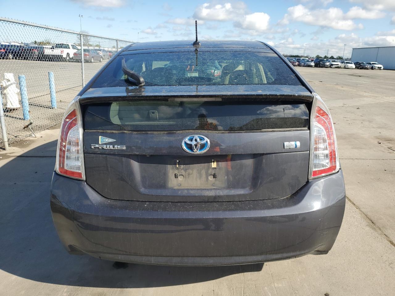 2013 TOYOTA PRIUS - Image 6