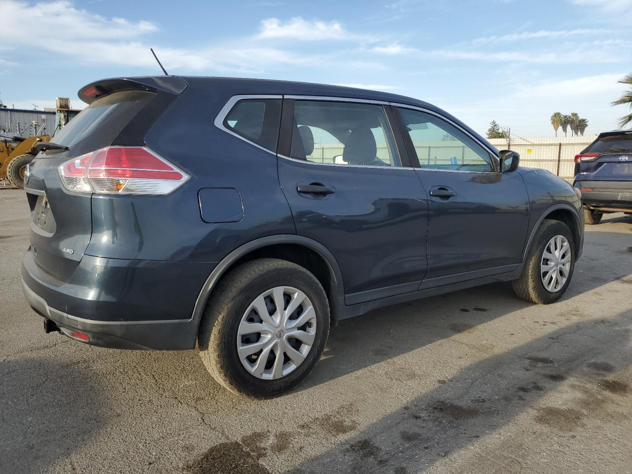 2016 NISSAN ROGUE S - Фото 3