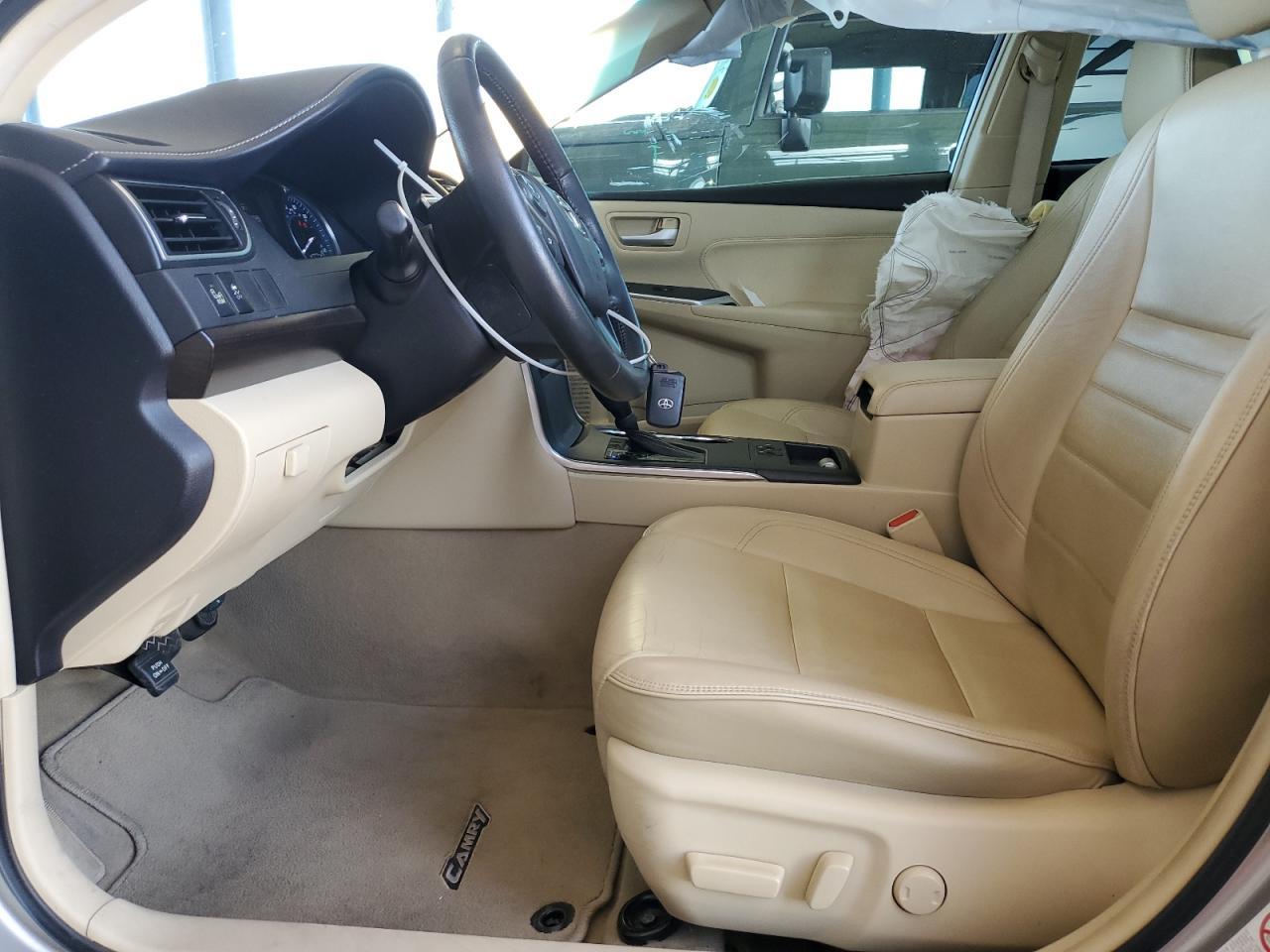 2015 TOYOTA CAMRY LE - Фото 7