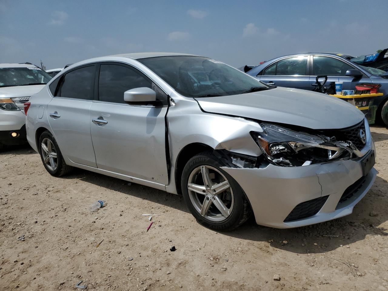 2017 NISSAN SENTRA S - Фото 4