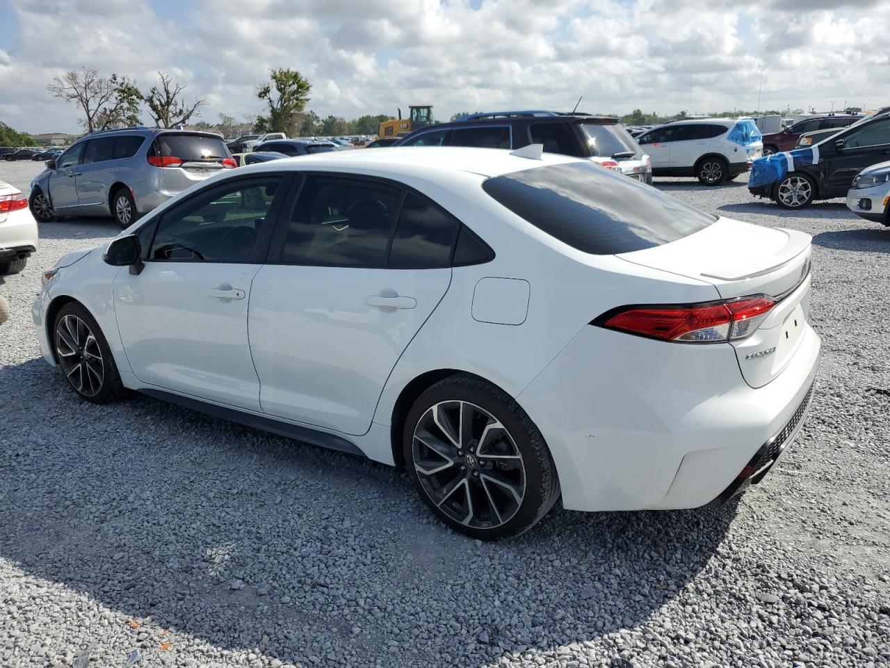 2022 TOYOTA COROLLA SE - Фото 2