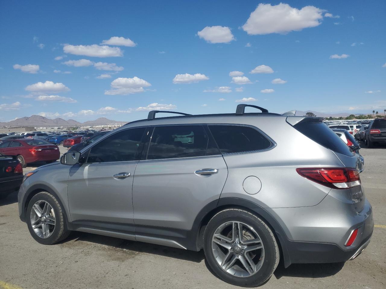 2017 HYUNDAI SANTA FE S - Image 2