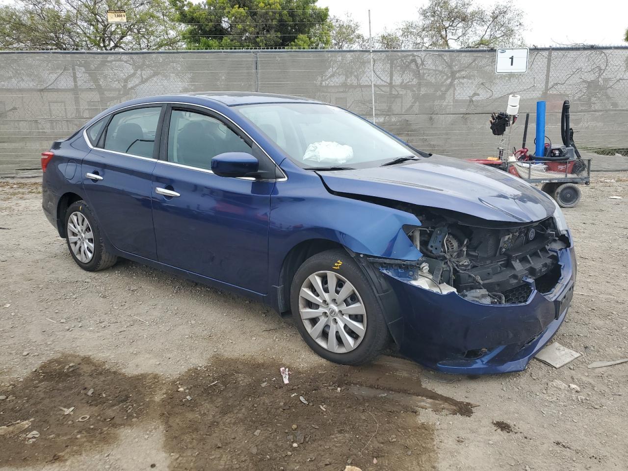 2017 NISSAN SENTRA S - Фото 4
