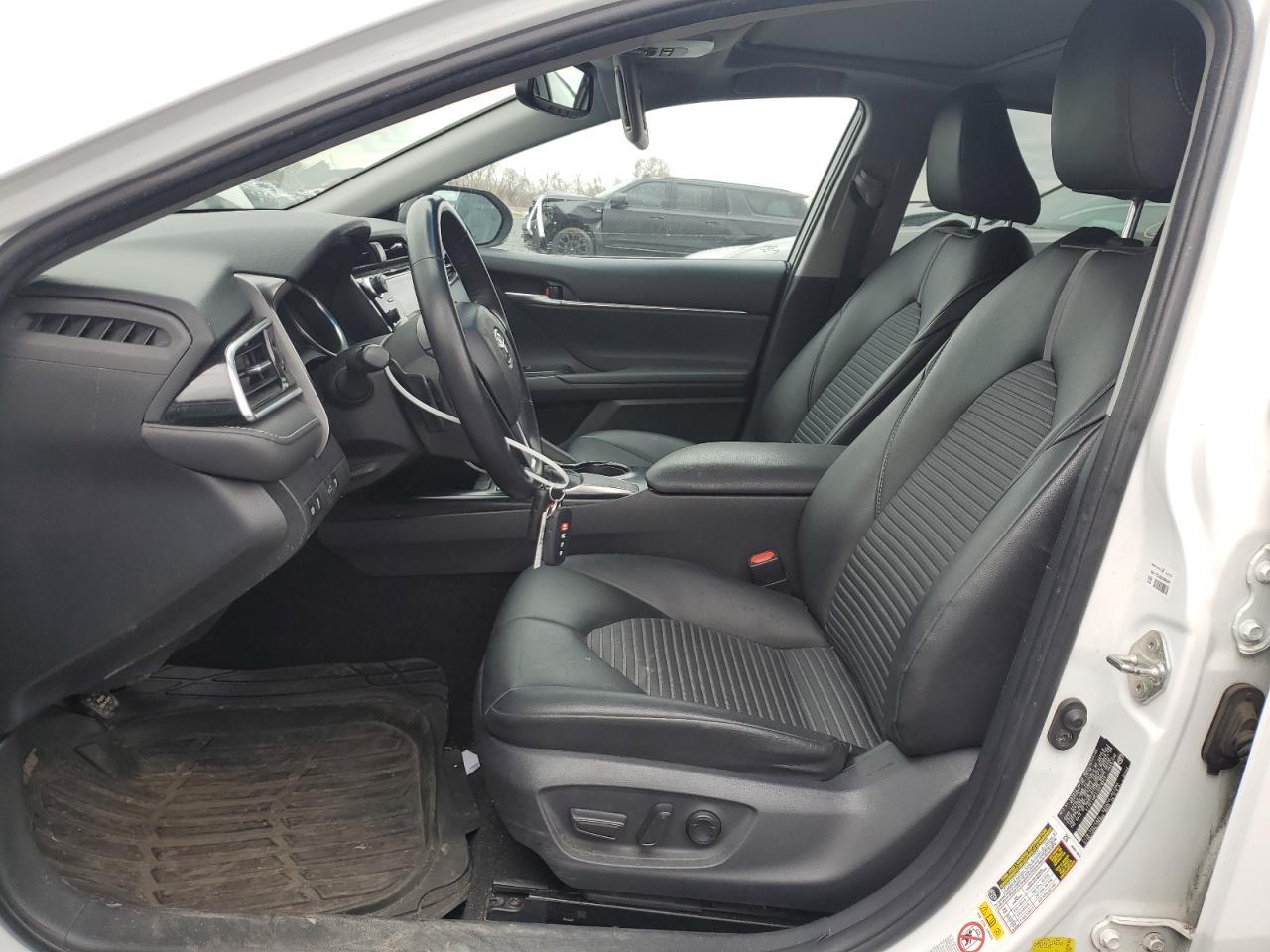 2018 TOYOTA CAMRY L - Фото 7
