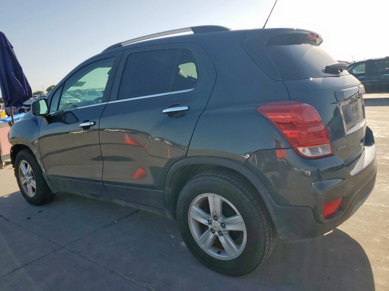2018 CHEVROLET TRAX 1LT - Фото 2